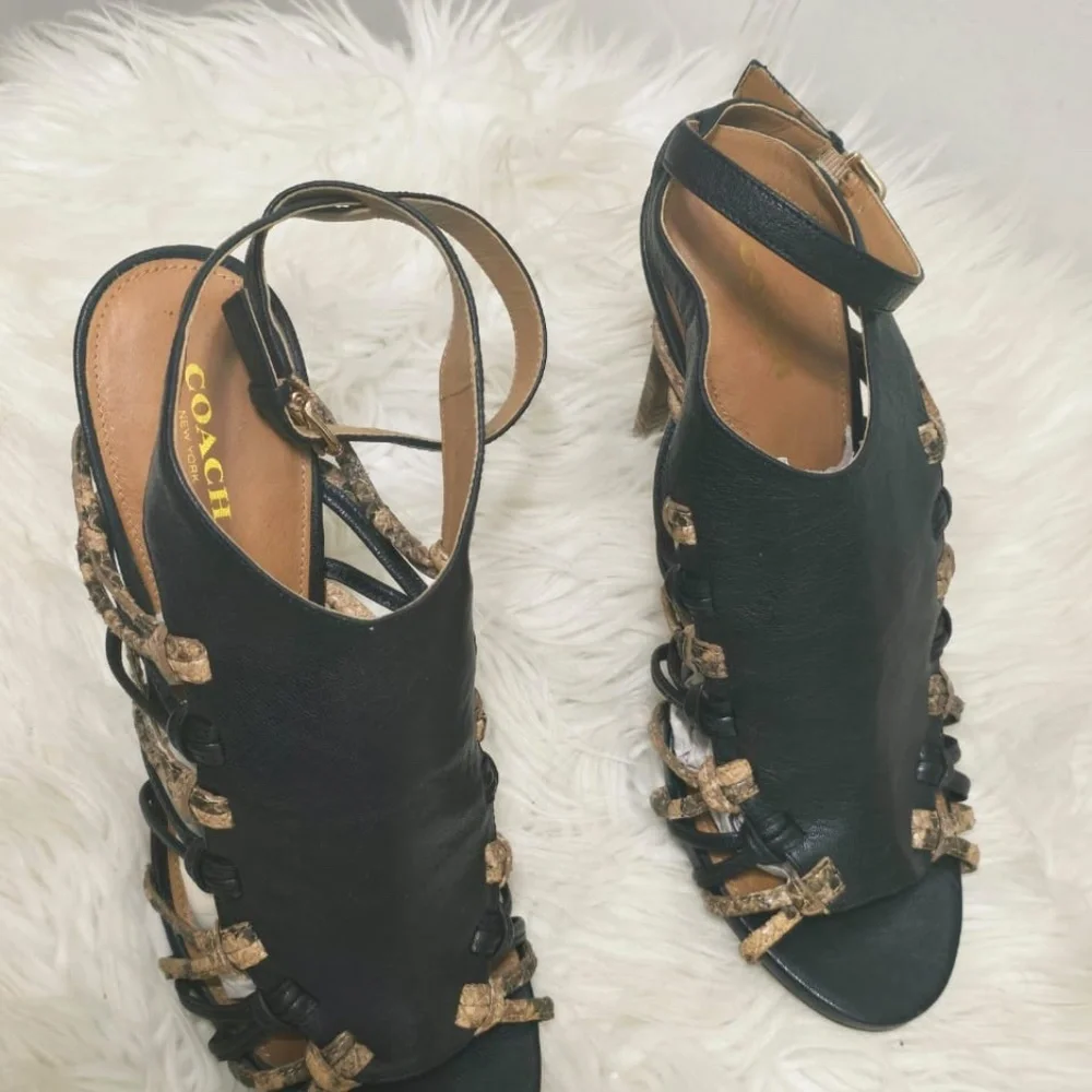 Coach High Heels Black Leather Snake Skin Accents Sandals Size 9B✌️